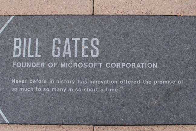 Bill Gates fait don de 5 % de sa fortune