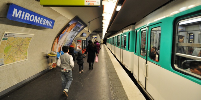 RATP : plus de mille postes supprimés RATP : plus de mille postes supprimés