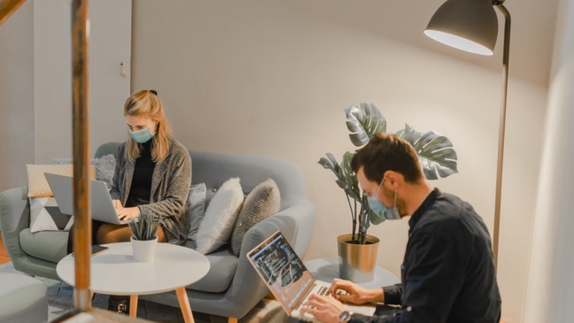 D’après les salariés, c’est au niveau du management que leur entreprise s’est le mieux adaptée à la crise
