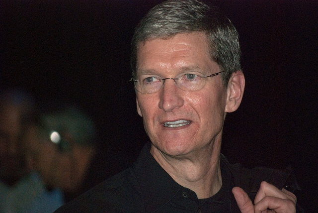 Tim Cook critique le nouveau livre sur Apple