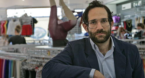 American Apparel vire son fondateur controversé Dov Charney