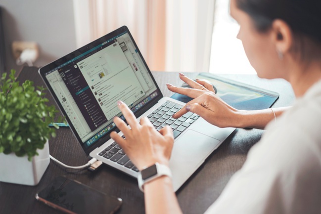 Télétravail : la surveillance des employés se généralise