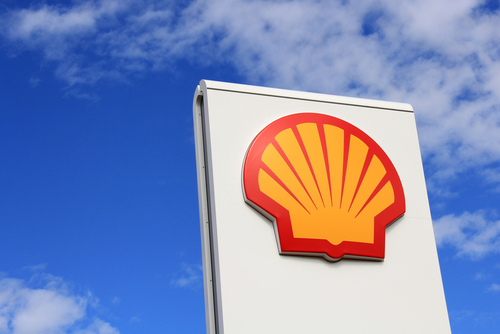 ​Shell souffre du pétrole bas et annonce plus de 6000 suppressions d'emplois
