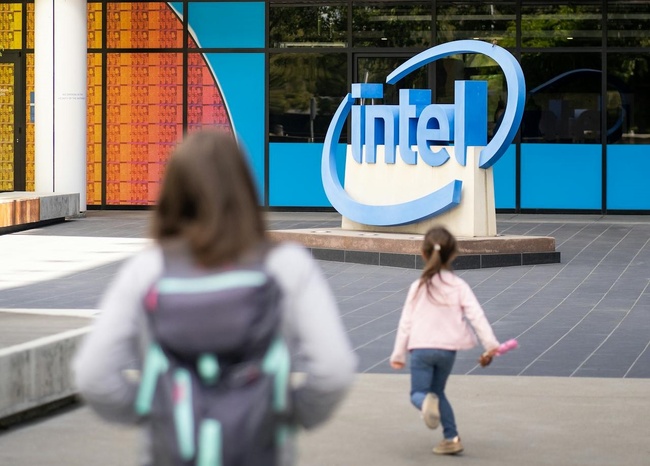 Intel : la crise de gouvernance qui secoue la Silicon Valley Intel : la crise de gouvernance qui secoue la Silicon Valley