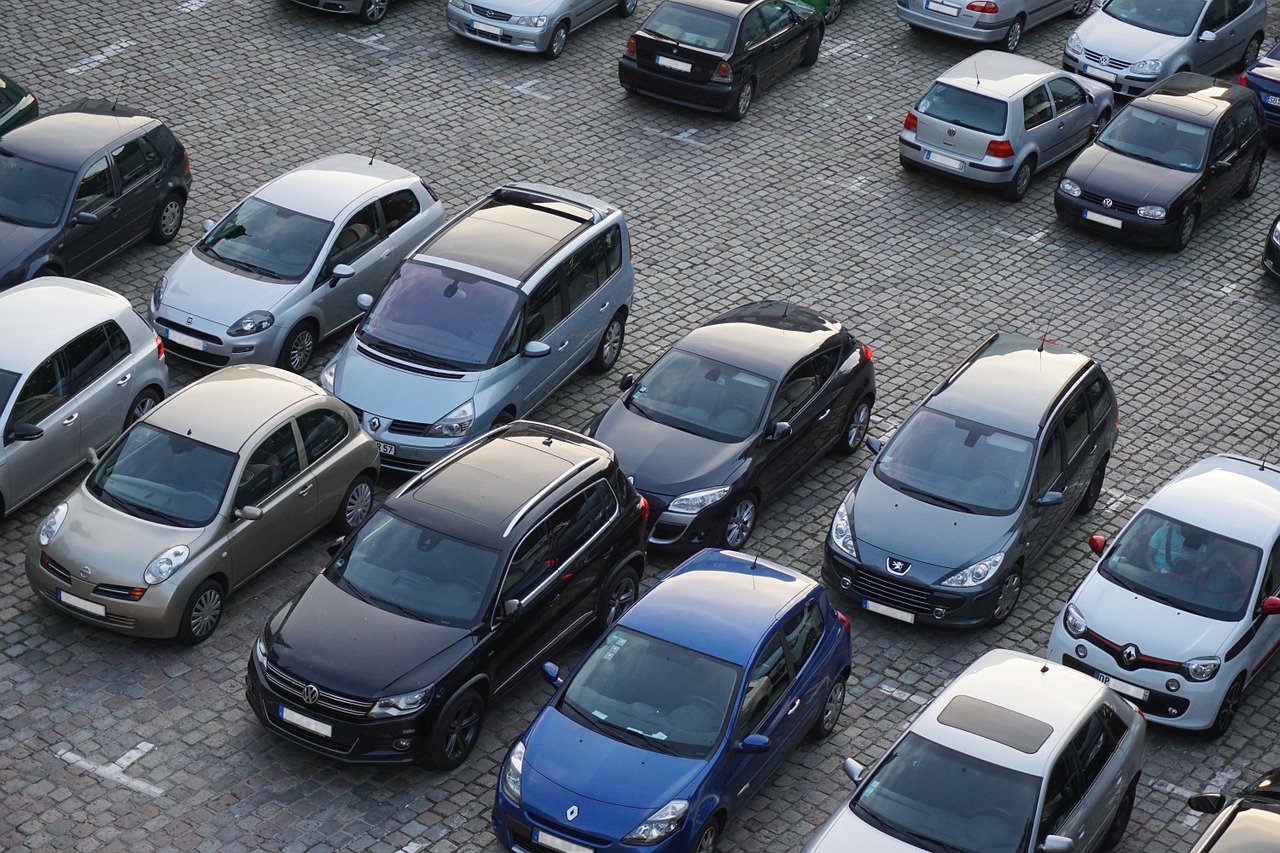Les immatriculations automobiles plongent en mai, mais moins qu'avant Les immatriculations automobiles plongent en mai, mais moins qu'avant