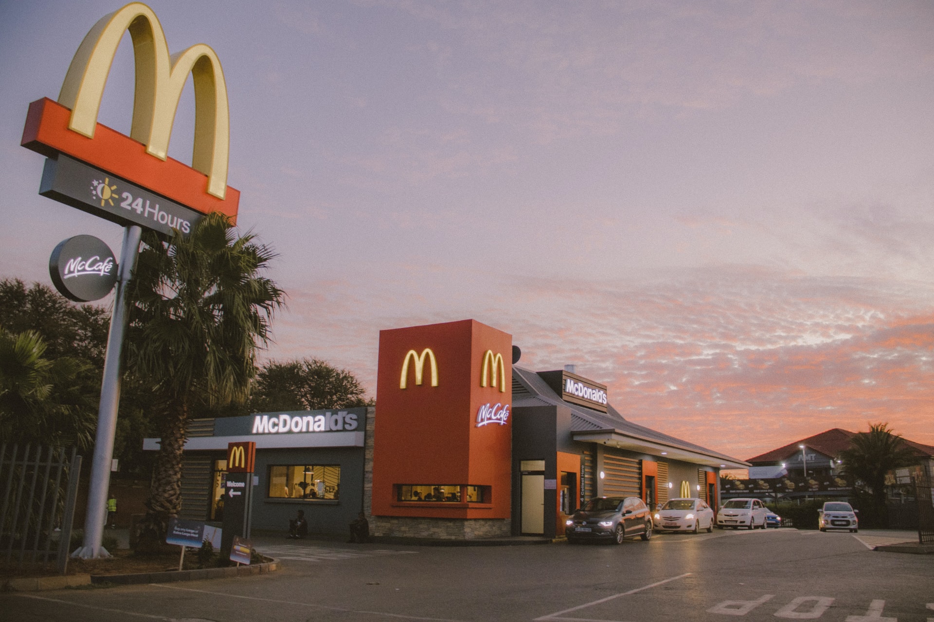 McDonald’s conteste les indemnités versées à son ancien PDG
