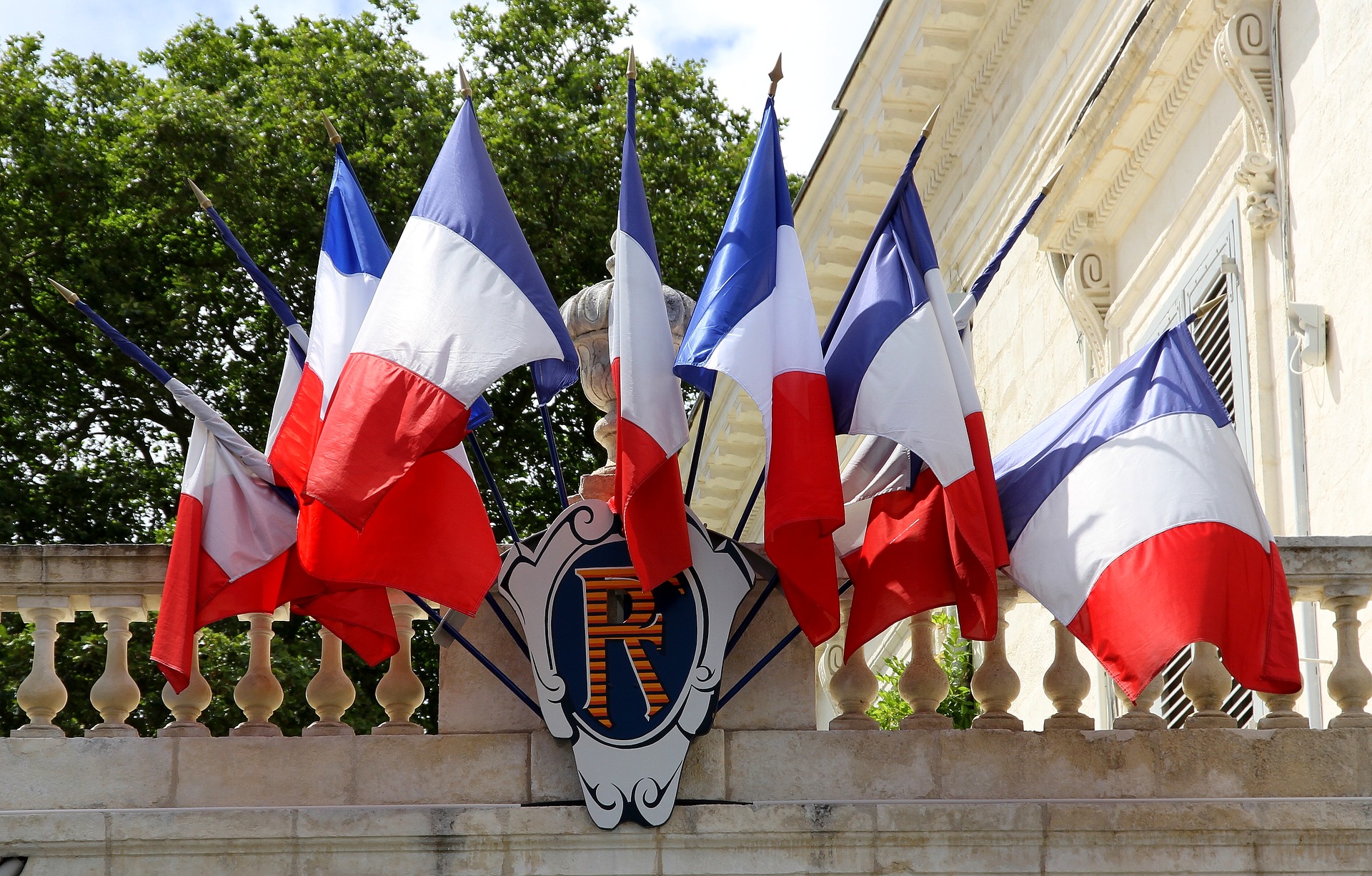 Fonction publique : des agents contractuels, pour le meilleur et pour le pire