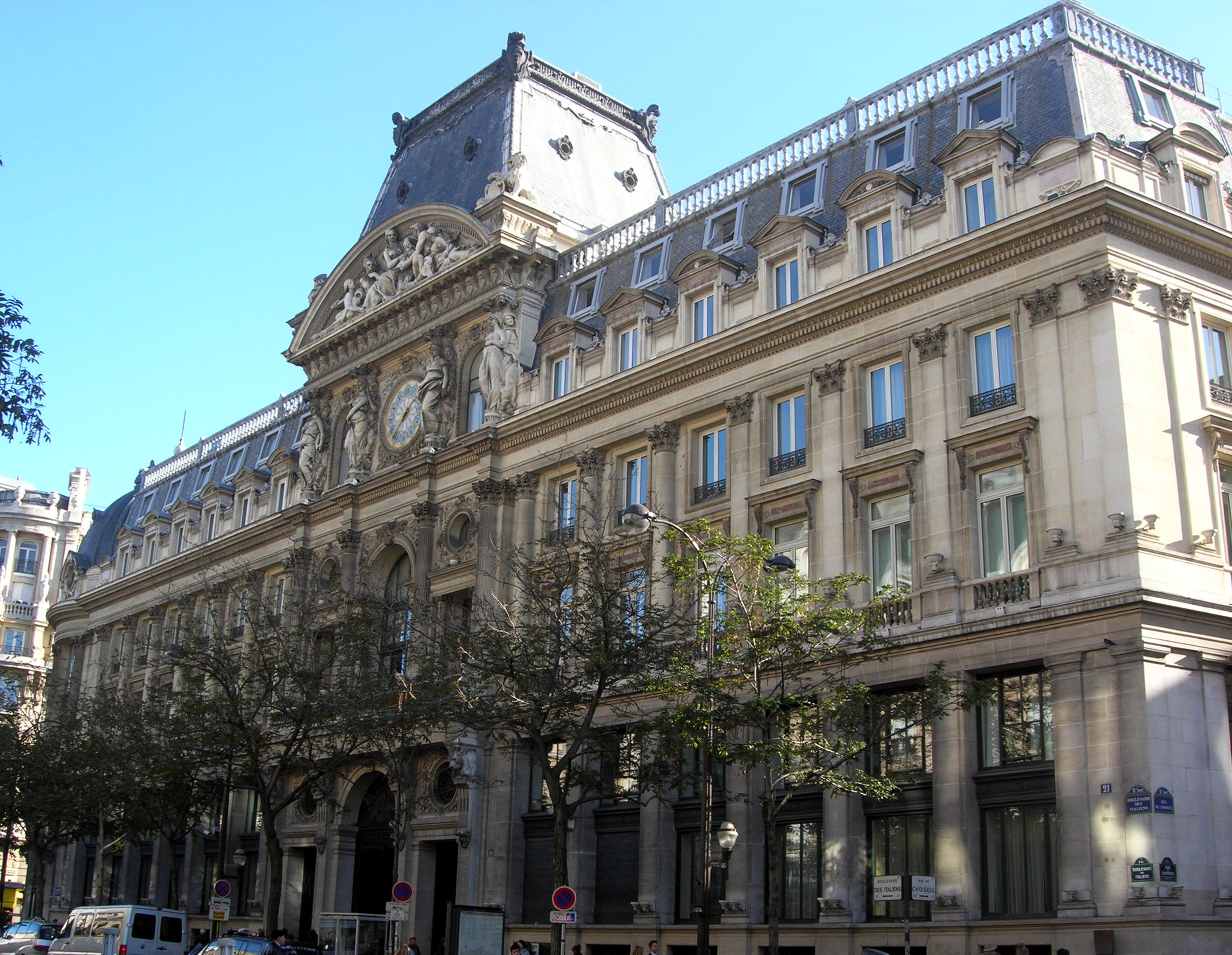 Le siège du Crédit Lyonnais, absorbé par le Crédit Agricole en 2004. Prémices des mouvements de concentrations ?