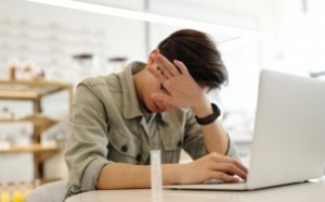 Arrêt maladie pendant les congés : quelles obligations pour l’employeur ?